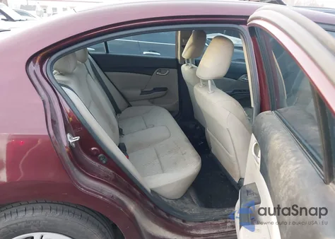 2015 Honda Civic Lx z USA, uszkodzony, nr VIN 19XFB2F53FE016907